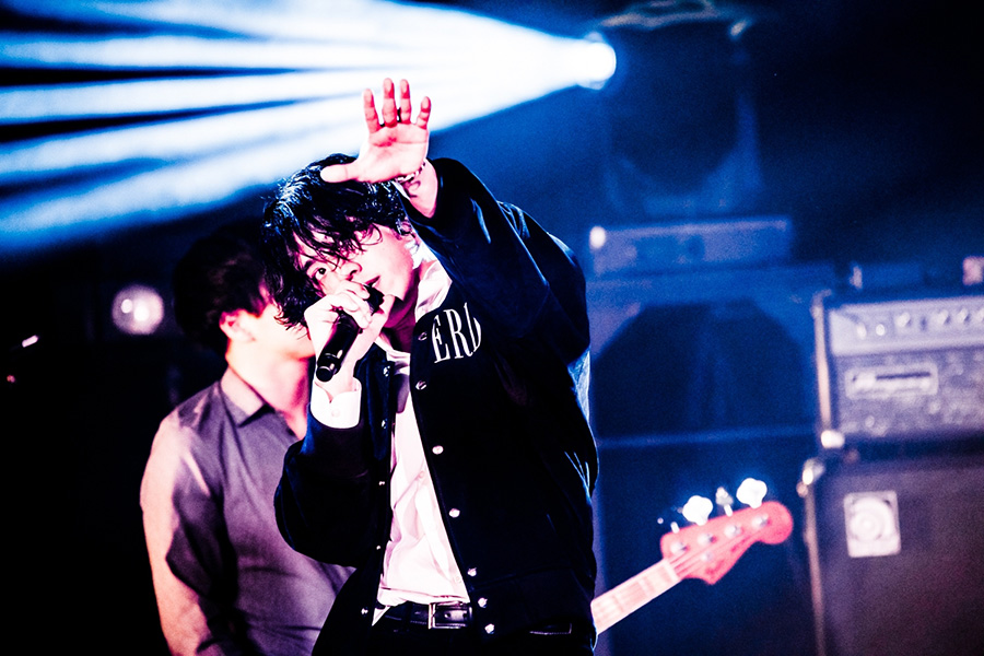 LAMP IN TERREN、新たな一歩を踏み出したツアーファイナル。“この