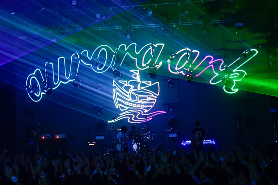 BUMP OF CHICKEN「TOUR 2019 aurora ark」ライブハウスという凝縮され