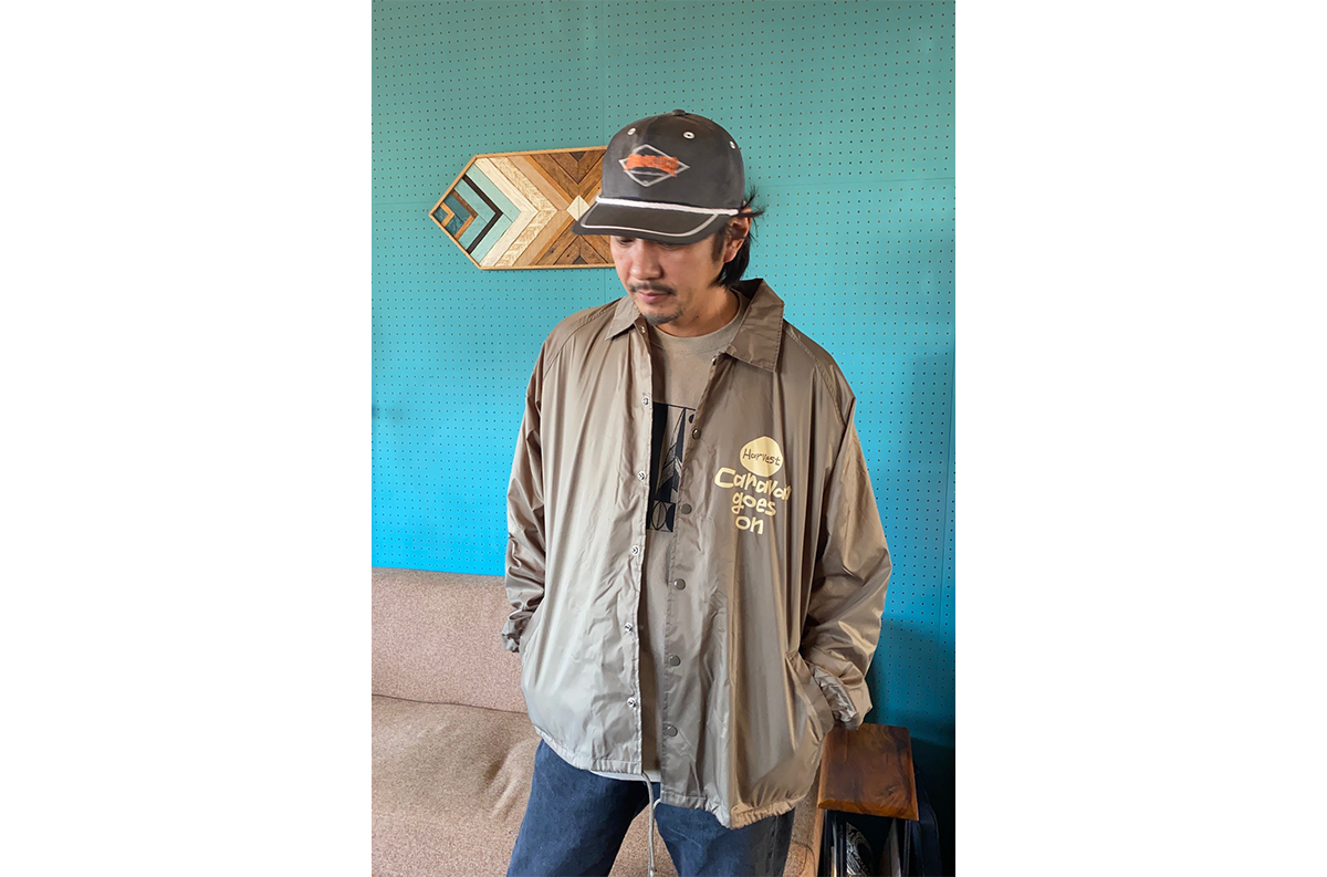 希少 Caravan Quiet Fanfare サンティアゴの道 会場限定盤 Caravan、新曲「Hometown」＆代表曲「サンティアゴの道」が配信限定