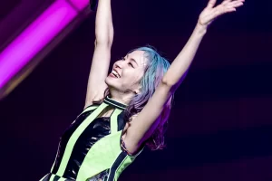 LiSA、11回目の日本武道館で迎えたデビュー13周年記念日！『LiVE is Smile Always〜i  SCREAM〜』DAY2をレポート｜DI:GA ONLINE｜ライブ・コンサートチケット先行 DISK GARAGE（ディスクガレージ）