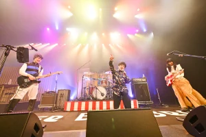 Base Ball Bear、ワンマンライブ「新春ベースボールベアーちゃん祭り