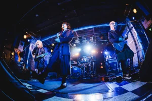 cali≠gari、ニューアルバム『16』、開催中の全国ツアーについて桜井青